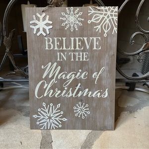 NWT Christmas Quote Hanging Sign